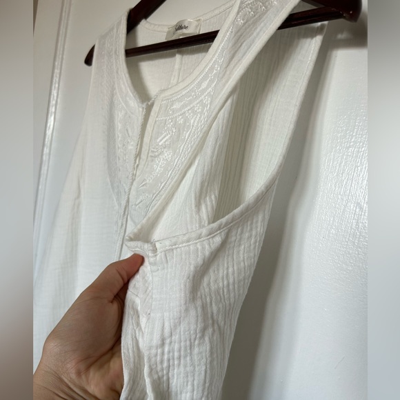 Solitaire Tassel Tank - Picture 5 of 14